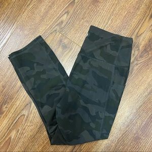 Camo leggings